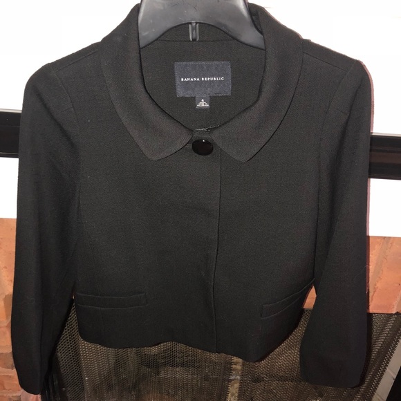 Banana Republic Size 4 CLASSIC Blk Cropped Jacket - Picture 1 of 7